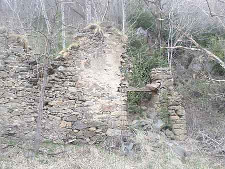 Ruina en venda situada en el Ripolles. - 3