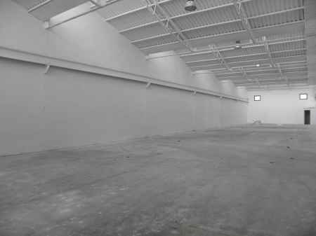 Industrial warehouse for rent, located in Besalú. - 2