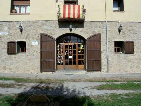 Restaurant for sale located in Ripollès, with a living space... - 0