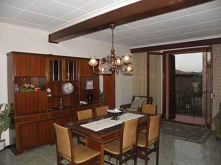 Casa de pueblo en venta, situada en St Jaume de Llierca. - 2