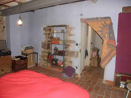 Casa de pueblo situada en el casco antiguo en Besalú. - 7