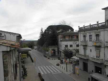 Piso situado en el centro de Besalú. Con estudio y garaje. - 8