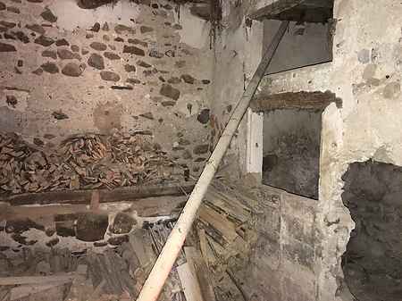 Townhouse for restoration located in La Garrotxa. - 4