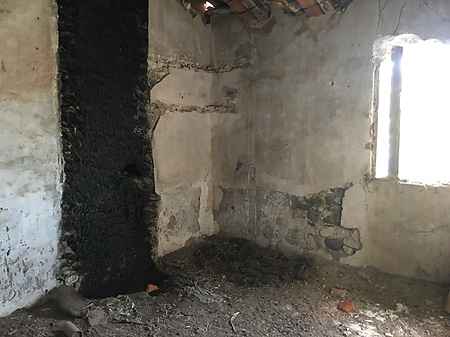 Townhouse for restoration located in La Garrotxa. - 5
