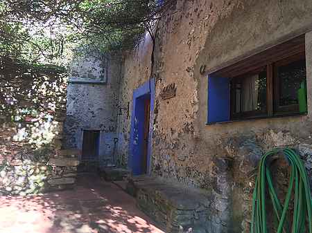 Masía habitable con anexos, situada en la Garrotxa. - 2