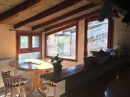 Habitable farmhouse with annexes located in La Garrotxa. - 3