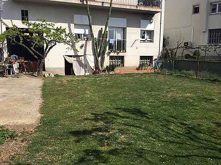 Casa aislada, situada en el pueblo de St Esteve d'en Bas. - 19
