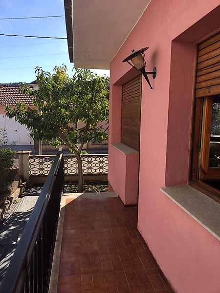 Casa de planta baixa situada a Besalú. - 13