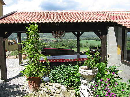 Restored tourist farmhouse located in Sant Ferriol. - 21