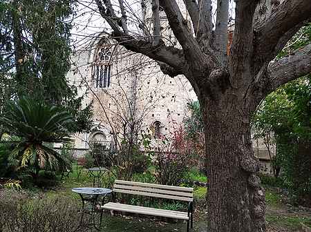 Edificio esclusivo en venta, situado en el casco antiguo de Besalú. - 6