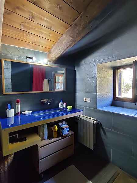 16th century farmhouse located between Pla de l'Estany and Garrotxa. - 18