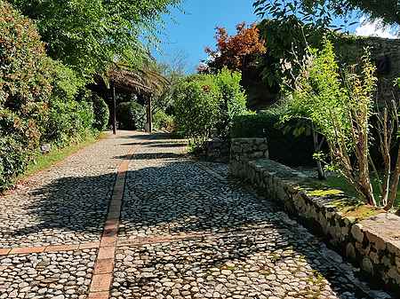 16th century farmhouse located between Pla de l'Estany and Garrotxa. - 1