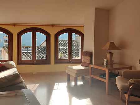 Apartment for sale located in the old town of Besalú. - 7