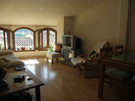 Apartment for sale located in the old town of Besalú. - 4