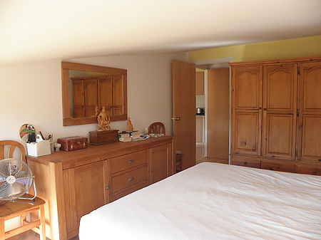 Apartment for sale located in the old town of Besalú. - 13