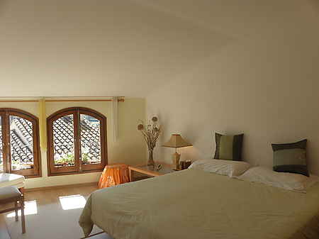 Apartment for sale located in the old town of Besalú. - 11
