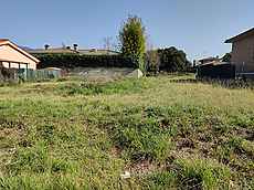 Terreno edificable en venta, situado en Besalú.
