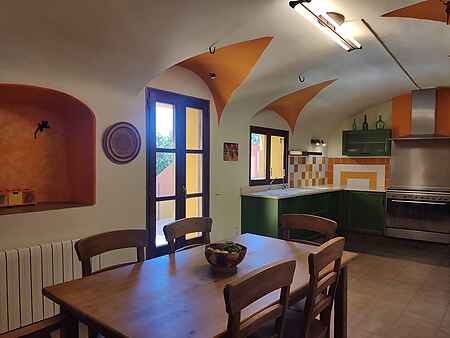 Preciosa casa rústica, situada en el pueblo de Serinyà. - 14