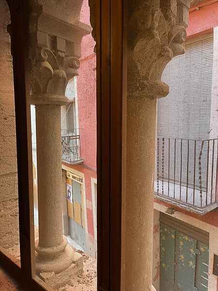 Duplex for sale located in Besalú, with views of the &quot;Pont Romànic&quot; (Romanesque Bridge). - 2