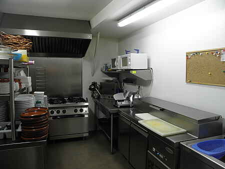Restaurant de lloguer situat al poble de Besalú. - 10