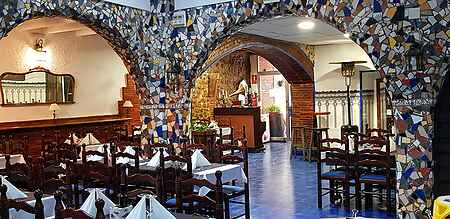 Restaurant de lloguer situat al poble de Besalú. - 6
