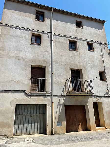 Casa de pueblo en venta, situada en Argelaguer, con un huerto de 270m2. - 0