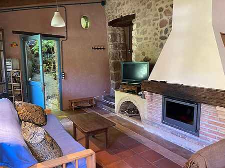 Farmhouse for sale, located in the Vall d'en Bas. - 5