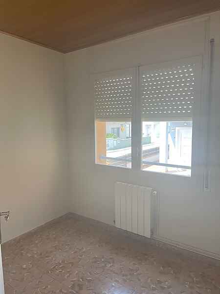 Single-story house for sale, located in Besalú. - 6