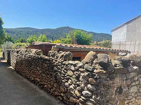 Casa de poble en venda, situada a Argelguer, amb un hort de 270m2. - 13