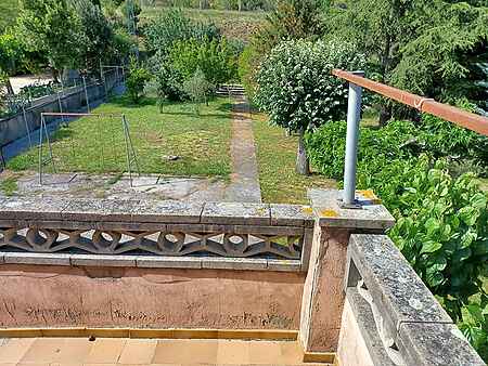 House of 403m2 with garden, orchard, and options for two homes and/or business. - 21