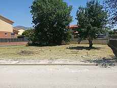 Building land for a detached house in Besalú.