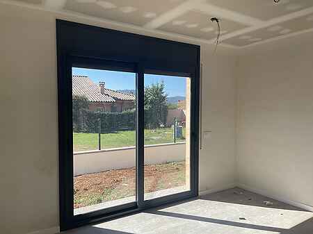 Newly built house, located in the village of Tortellà. - 5
