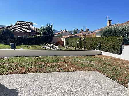 Casa de nueva construcción, situado en el pueblo de Tortellà. - 12