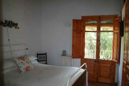 Renovated country house located in Sant Ferriol. - 8