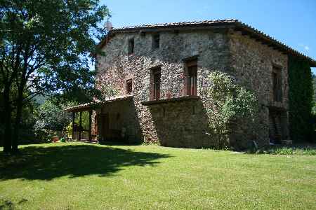 Masia en venda, situada a Sant Ferriol. - 0