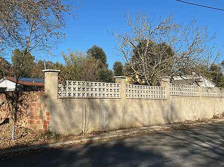 Parcel·les en venda, situades al Molí d'en Llorens (Maià de Montcal). - 2