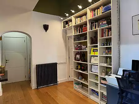Charming apartment for sale in the centre of Besalú. - 0
