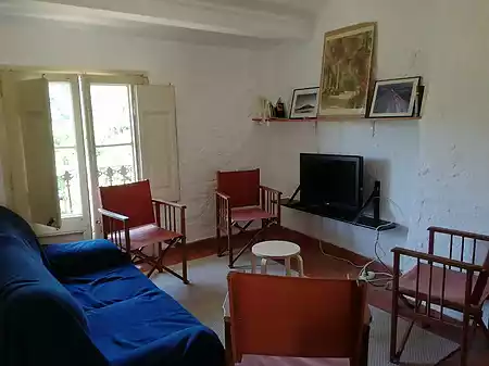 Multi-family village house for sale, located in the historic center of Besalú. - 2