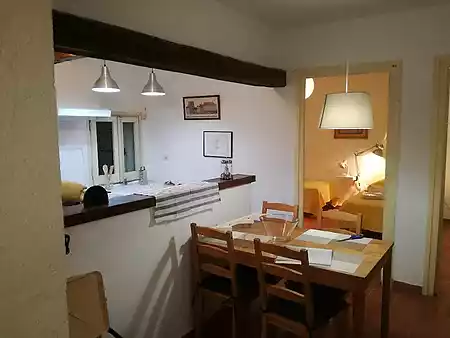 Multi-family village house for sale, located in the historic center of Besalú. - 1