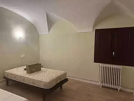 Charming country house set in a peaceful and natural environment, just five minutes from the village. - 13