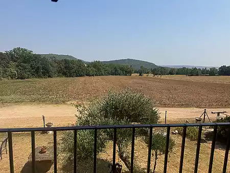 Charming country house set in a peaceful and natural environment, just five minutes from the village. - 18
