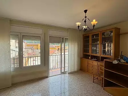 Fantastic Townhouse with Patio and Garage in Sant Jaume de Llierca - 4