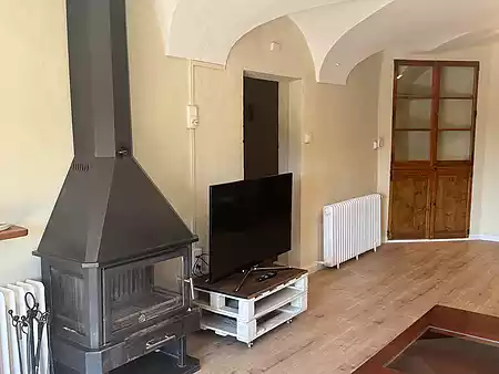 Charming country house set in a peaceful and natural environment, just five minutes from the village. - 10