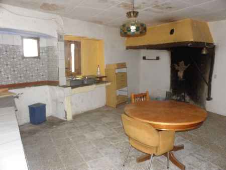 Authentic village house located in Pla de l'Estany. - 11