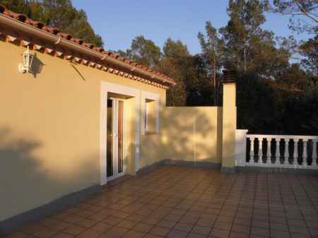 Detached house with two independent dwellings, located near Besalú. - 9